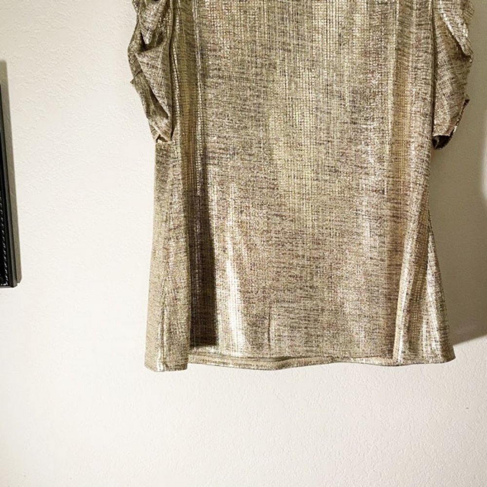 Metallic Gold Top - Picture 2 of 8